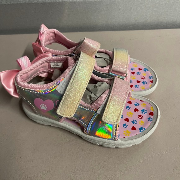Rugged Bear Toddler Girls' Silver Pink Hearts Paw Print Pattern Sport Sandals 9 - Picture 4 of 9